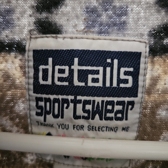 Detail Sportswear Vintage Fleece Jacket, Women's Small- Aztec/Nordic Pattern - Picture 7 of 7